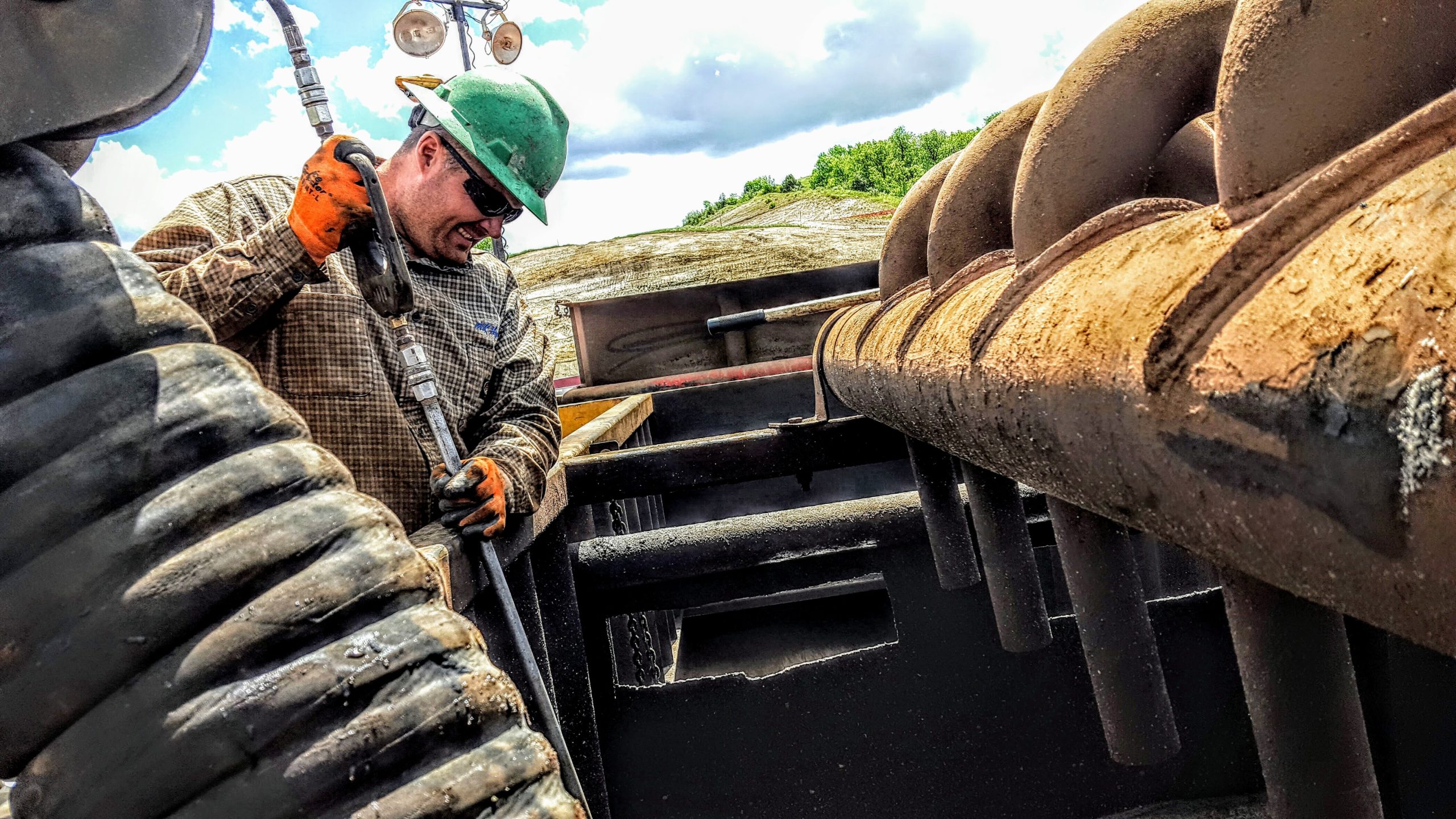 MK Hydrovac Inc dba Blac Frac Tanks | Parachute, Colorado | Heavy Machinery Hauling Services Eastern Utah khydrovac