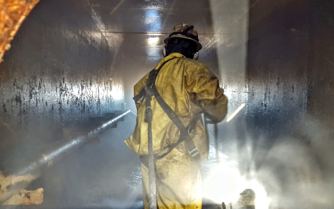 Why Industrial Tank Cleaning Is Critical for Oil & Gas Facilities